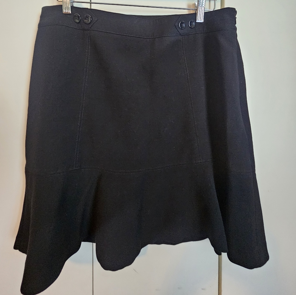 White House Black Market Black Ruffle Bottom A-line Side Zip Skirt sz 14